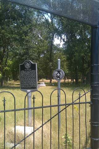 Lee Roxton Cemetery